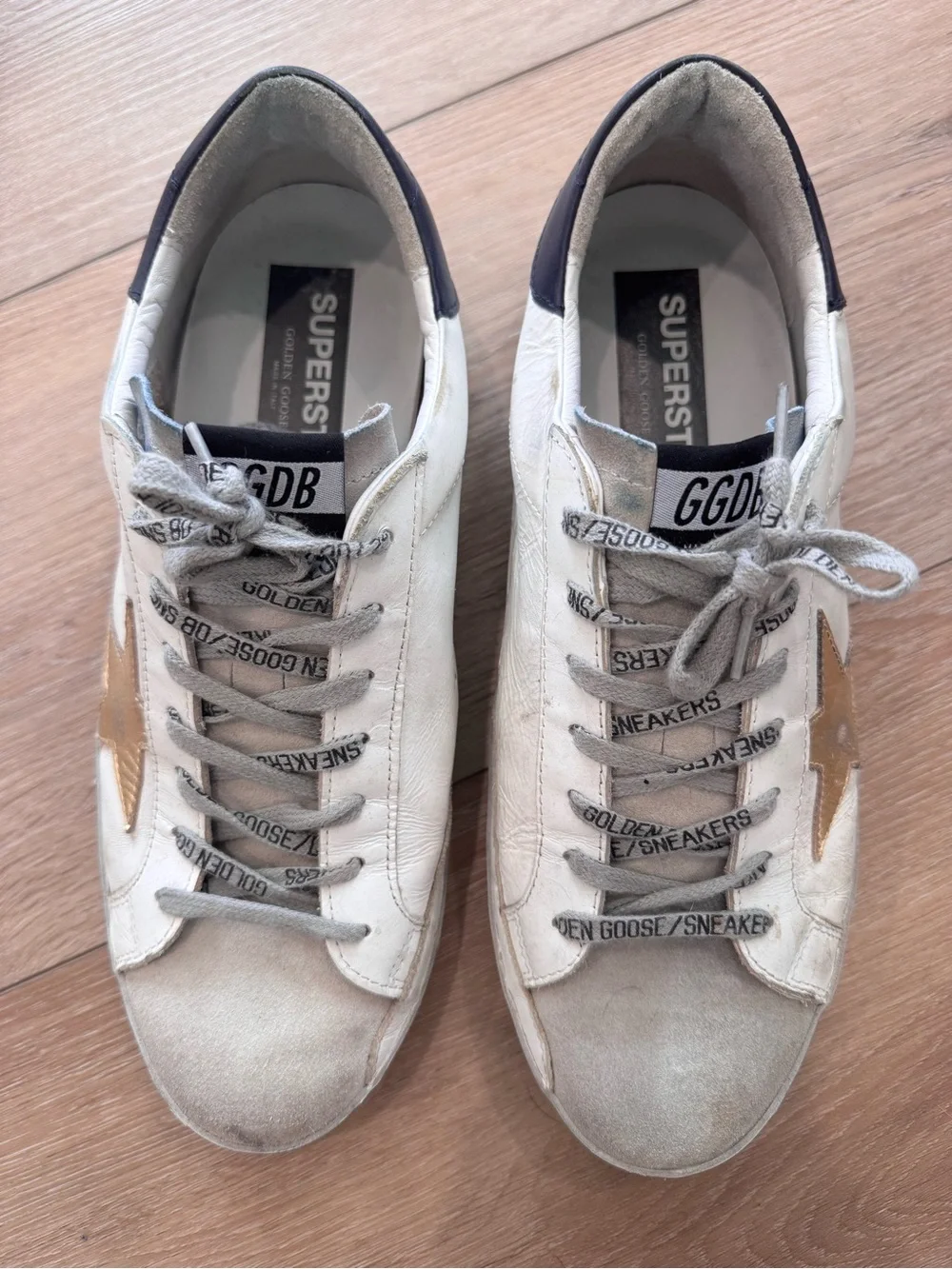 Golden Goose White Sneakers with Gold Star Accent - Picture 3 of 8